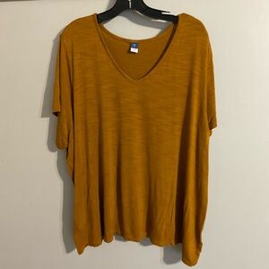 Old Navy Women's Amber V-Neck Tee